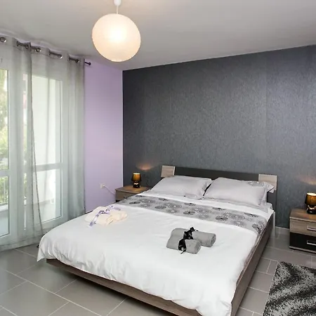 Lapad Bay- Luxury Two-bedroom With Balcony Black-ivani Evi Apartment Dubrovnik